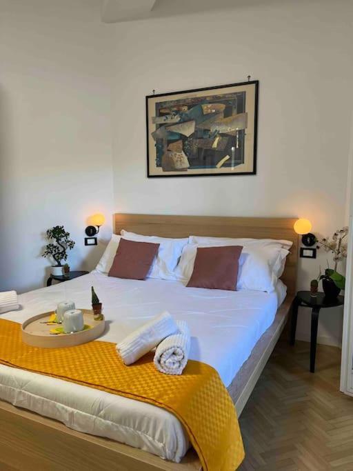 3 Fermate Dal Colosseo - Casa Vacanze Elena - 50 M Da Metro Garbatella Rome Bagian luar foto